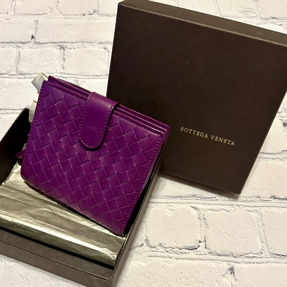 Like New Purple Bottega Veneta Intrecciato Leather Compact Wallet With Box - Picture 1 of 16